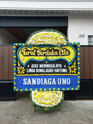 Papan Bunga Duka di Pengambangan